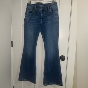 Women’s Wrangler Flare Jeans